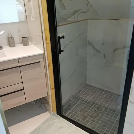 Jolie Maison, Balneo Lumino Therapie Et Terrasse Villa *